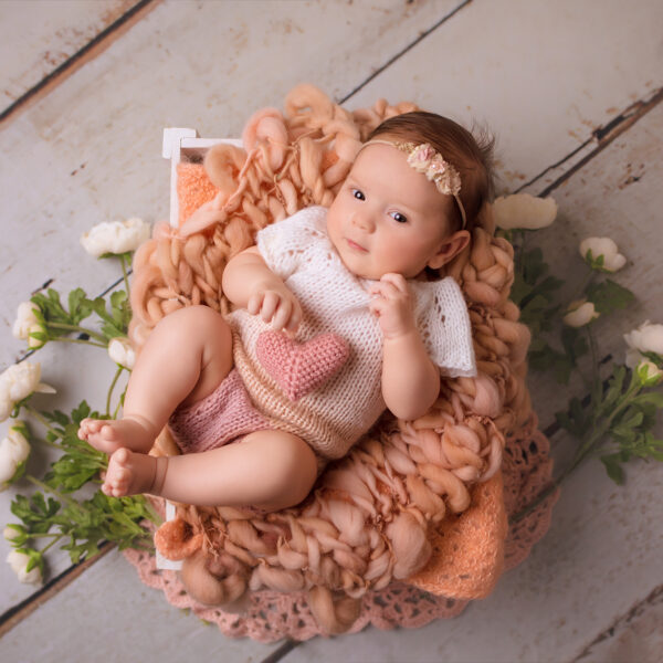 Tosia-fotografia-noworodkowa-gdynia-gdańsk-trójmiasto-sopot-sesja-zdjęciowa-noworodkowa