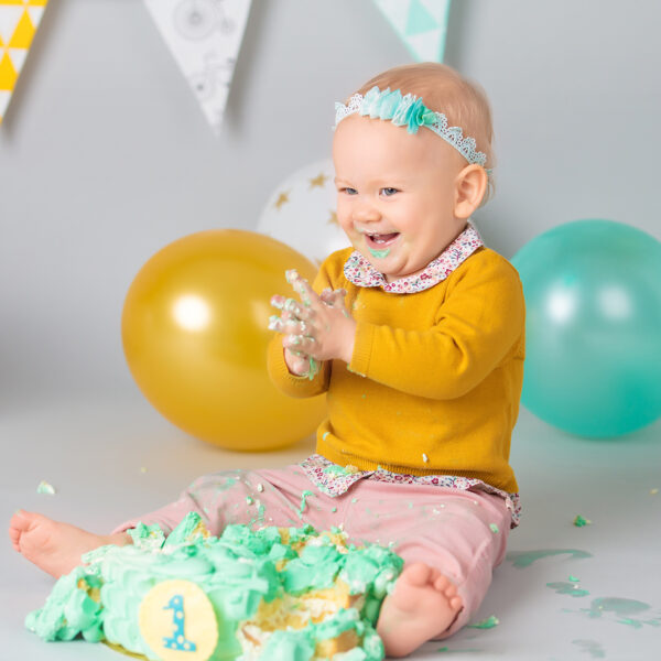 Karolinka-fotografia-noworodkowa-gdynia-gdańsk-trójmiasto-sopot-sesja-zdjęciowa-noworodkowa