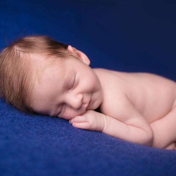 Marcel-fotografia-noworodkowa-gdynia-gdańsk-trójmiasto-sopot-sesja-zdjęciowa-noworodkowa