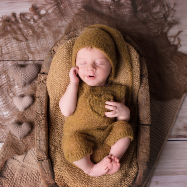 Marcel-fotografia-noworodkowa-gdynia-gdańsk-trójmiasto-sopot-sesja-zdjęciowa-noworodkowa