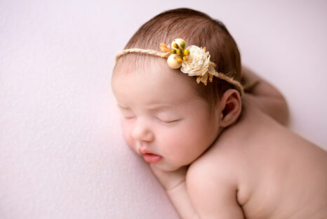 Kasieńka-fotografia-noworodkowa-gdynia-gdańsk-trójmiasto-sopot-sesja-zdjęciowa-noworodkowa