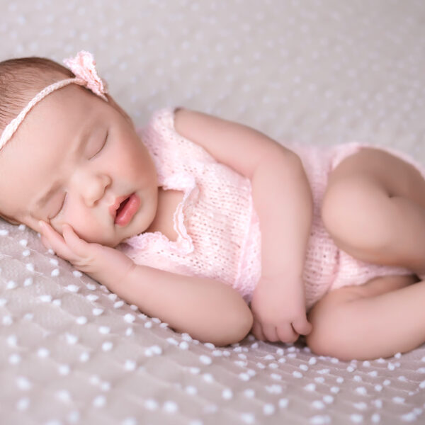 Gniewuś-fotografia-noworodkowa-gdynia-gdańsk-trójmiasto-sopot-sesja-zdjęciowa-noworodkowa