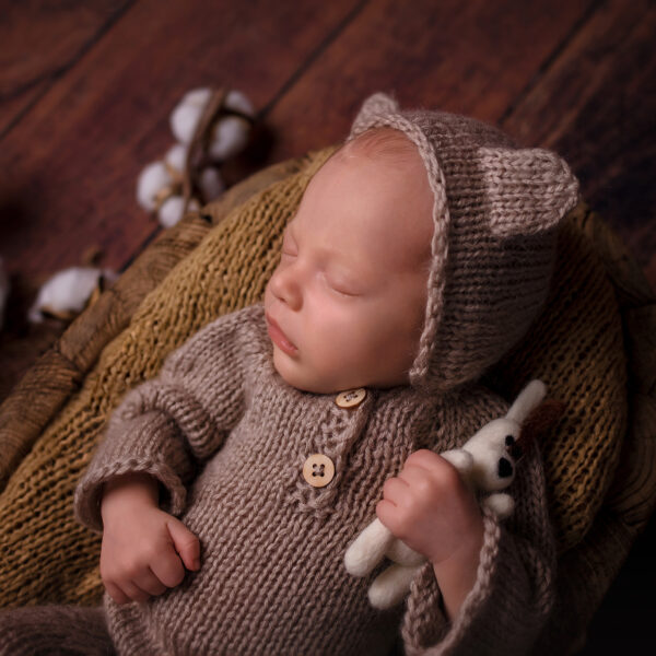 Antoś-fotografia-noworodkowa-gdynia-gdańsk-trójmiasto-sopot-sesja-zdjęciowa-noworodkowa