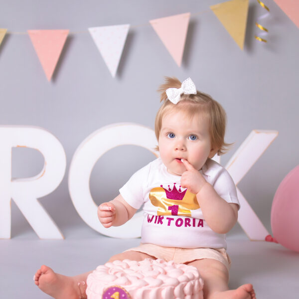 Wiktoria-fotografia-noworodkowa-gdynia-gdańsk-trójmiasto-sopot-sesja-zdjęciowa-noworodkowa