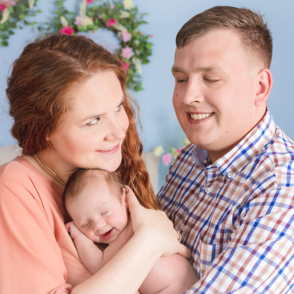 Helenka-fotografia-noworodkowa-gdynia-gdańsk-trójmiasto-sopot-sesja-zdjęciowa-noworodkowa