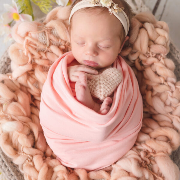 Helenka-fotografia-noworodkowa-gdynia-gdańsk-trójmiasto-sopot-sesja-zdjęciowa-noworodkowa