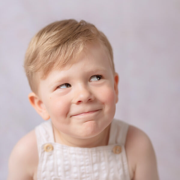 Gniew-fotografia-noworodkowa-gdynia-gdańsk-trójmiasto-sopot-sesja-zdjęciowa-noworodkowa