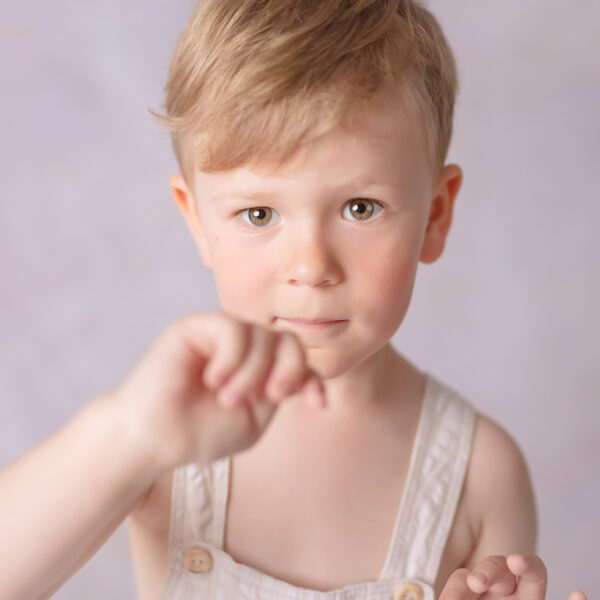 Gniew-fotografia-noworodkowa-gdynia-gdańsk-trójmiasto-sopot-sesja-zdjęciowa-noworodkowa