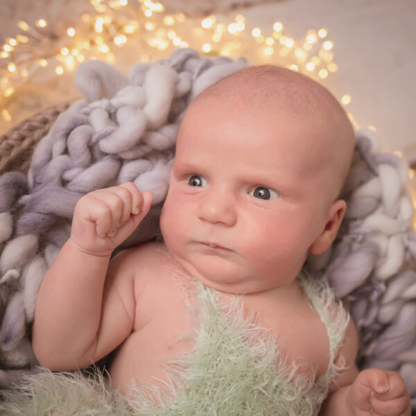 Miłosz-fotografia-noworodkowa-gdynia-gdańsk-trójmiasto-sopot-sesja-zdjęciowa-noworodkowa