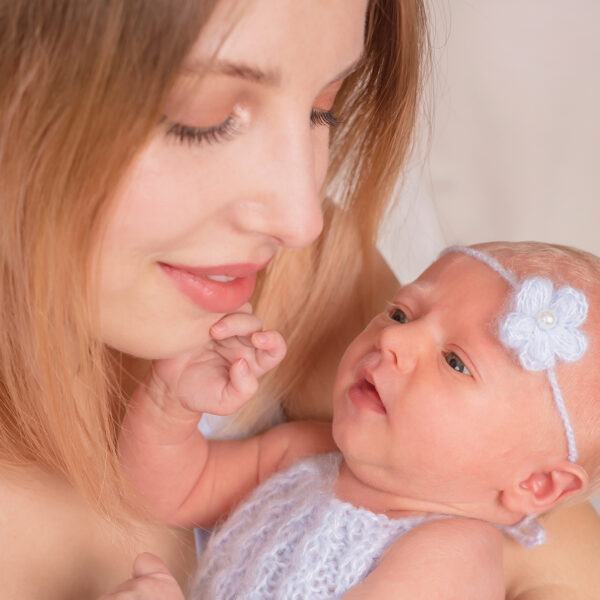 Alicja-fotografia-noworodkowa-gdynia-gdańsk-trójmiasto-sopot-sesja-zdjęciowa-noworodkowa