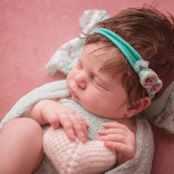 Zosia-fotografia-noworodkowa-gdynia-gdańsk-trójmiasto-sopot-sesja-zdjęciowa-noworodkowa