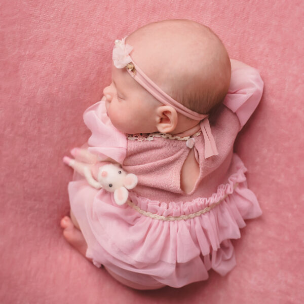 Helenka-fotografia-noworodkowa-gdynia-gdańsk-trójmiasto-sopot-sesja-zdjęciowa-noworodkowa