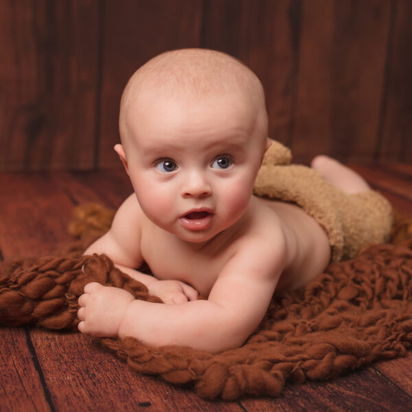 Igor-fotografia-noworodkowa-gdynia-gdańsk-trójmiasto-sopot-sesja-zdjęciowa-noworodkowa