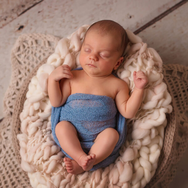 Igor-fotografia-noworodkowa-gdynia-gdańsk-trójmiasto-sopot-sesja-zdjęciowa-noworodkowa