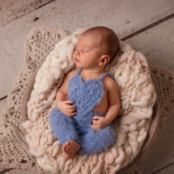 Igor-fotografia-noworodkowa-gdynia-gdańsk-trójmiasto-sopot-sesja-zdjęciowa-noworodkowa