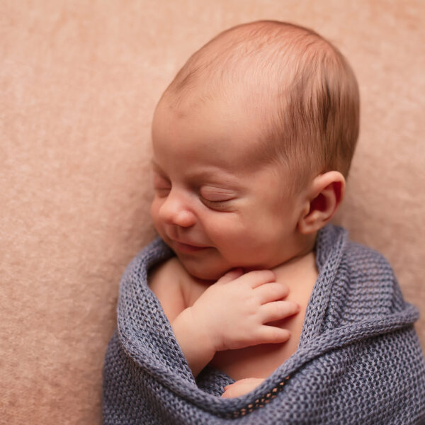 Igor-fotografia-noworodkowa-gdynia-gdańsk-trójmiasto-sopot-sesja-zdjęciowa-noworodkowa