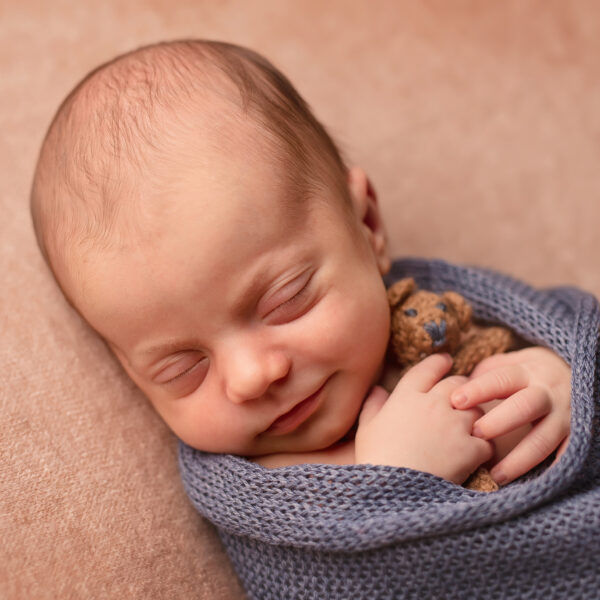 Igor-fotografia-noworodkowa-gdynia-gdańsk-trójmiasto-sopot-sesja-zdjęciowa-noworodkowa