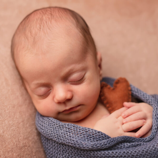 Igor-fotografia-noworodkowa-gdynia-gdańsk-trójmiasto-sopot-sesja-zdjęciowa-noworodkowa