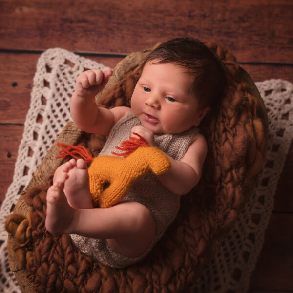 Oliwier-fotografia-noworodkowa-gdynia-gdańsk-trójmiasto-sopot-sesja-zdjęciowa-noworodkowa