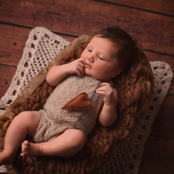 Oliwier-fotografia-noworodkowa-gdynia-gdańsk-trójmiasto-sopot-sesja-zdjęciowa-noworodkowa