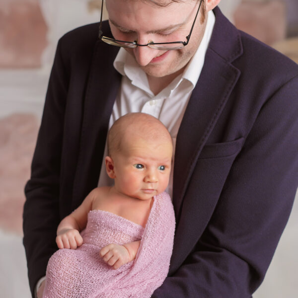 Amelia-fotografia-noworodkowa-gdynia-gdańsk-trójmiasto-sopot-sesja-zdjęciowa-noworodkowa