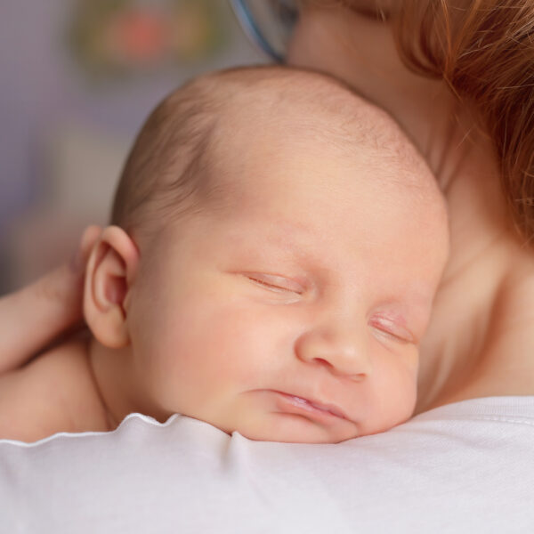 Amelia-fotografia-noworodkowa-gdynia-gdańsk-trójmiasto-sopot-sesja-zdjęciowa-noworodkowa