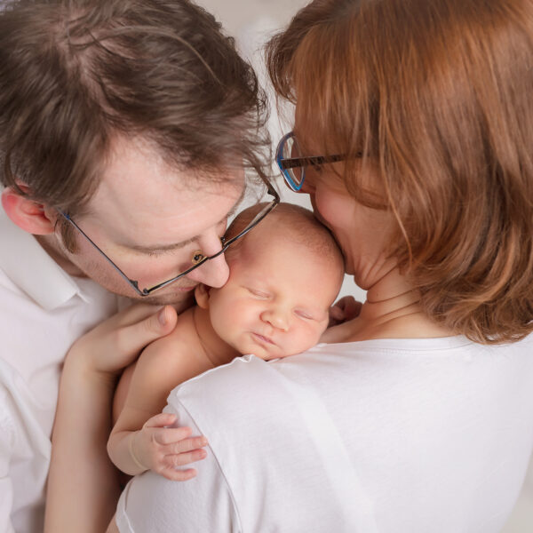 Amelia-fotografia-noworodkowa-gdynia-gdańsk-trójmiasto-sopot-sesja-zdjęciowa-noworodkowa