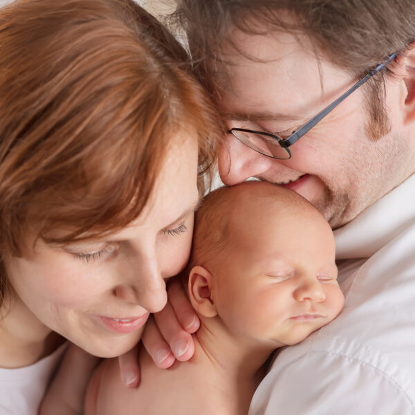 Amelia-fotografia-noworodkowa-gdynia-gdańsk-trójmiasto-sopot-sesja-zdjęciowa-noworodkowa