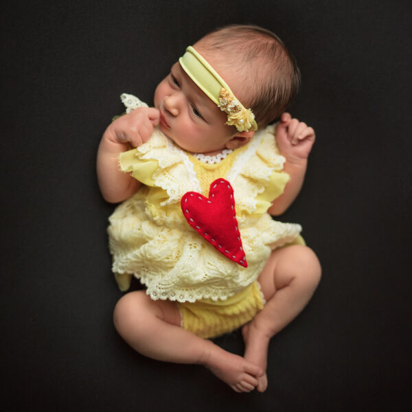 Maja-fotografia-noworodkowa-gdynia-gdańsk-trójmiasto-sopot-sesja-zdjęciowa-noworodkowa