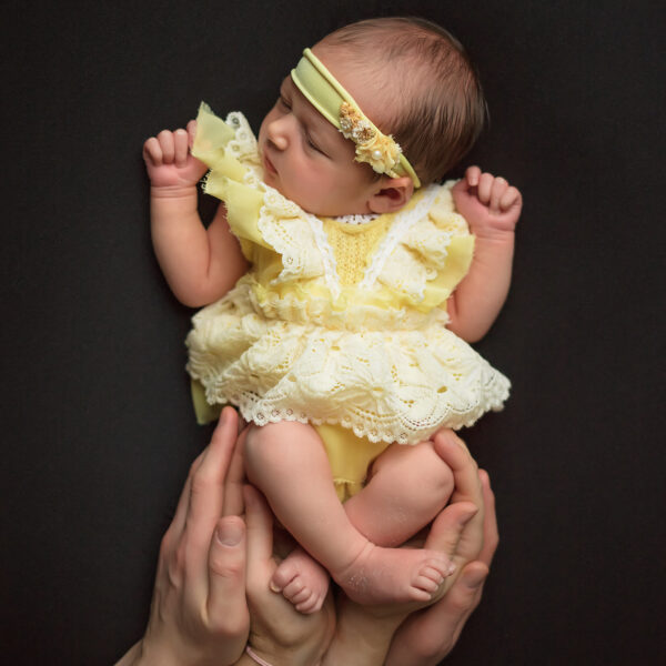 Marcelinka-fotografia-noworodkowa-gdynia-gdańsk-trójmiasto-sopot-sesja-zdjęciowa-noworodkowa