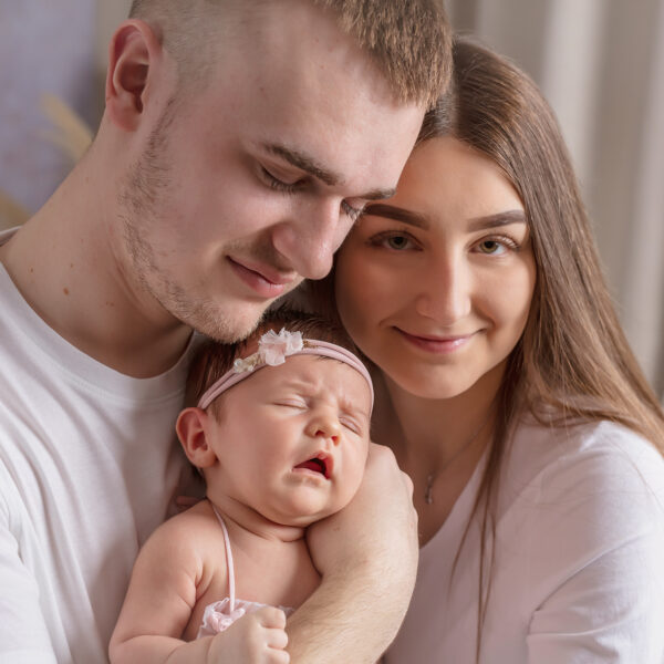 Marcelinka-fotografia-noworodkowa-gdynia-gdańsk-trójmiasto-sopot-sesja-zdjęciowa-noworodkowa