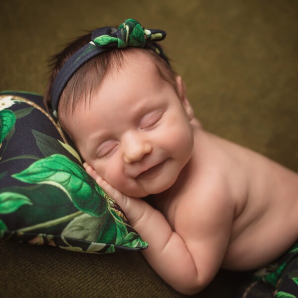 Weronika-fotografia-noworodkowa-gdynia-gdańsk-trójmiasto-sopot-sesja-zdjęciowa-noworodkowa