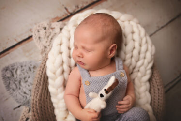 Wiktor-fotografia-noworodkowa-gdynia-gdańsk-trójmiasto-sopot-sesja-zdjęciowa-noworodkowa