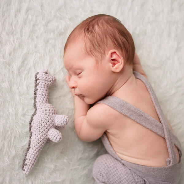 Oliwier-fotografia-noworodkowa-gdynia-gdańsk-trójmiasto-sopot-sesja-zdjęciowa-noworodkowa