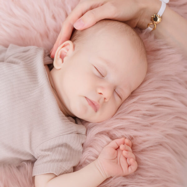 Filip-fotografia-noworodkowa-gdynia-gdańsk-trójmiasto-sopot-sesja-zdjęciowa-noworodkowa