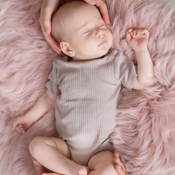 Filip-fotografia-noworodkowa-gdynia-gdańsk-trójmiasto-sopot-sesja-zdjęciowa-noworodkowa