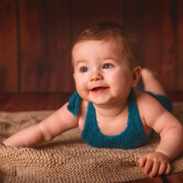 Mikael-fotografia-noworodkowa-gdynia-gdańsk-trójmiasto-sopot-sesja-zdjęciowa-noworodkowa