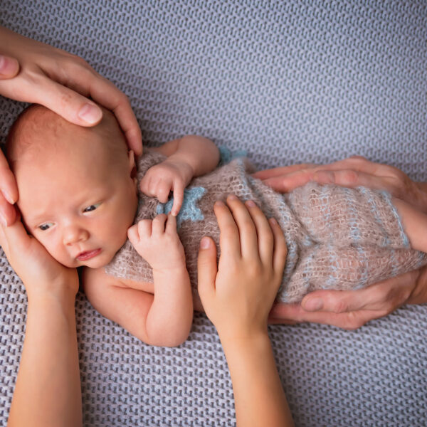 Wojtuś-fotografia-noworodkowa-gdynia-gdańsk-trójmiasto-sopot-sesja-zdjęciowa-noworodkowa