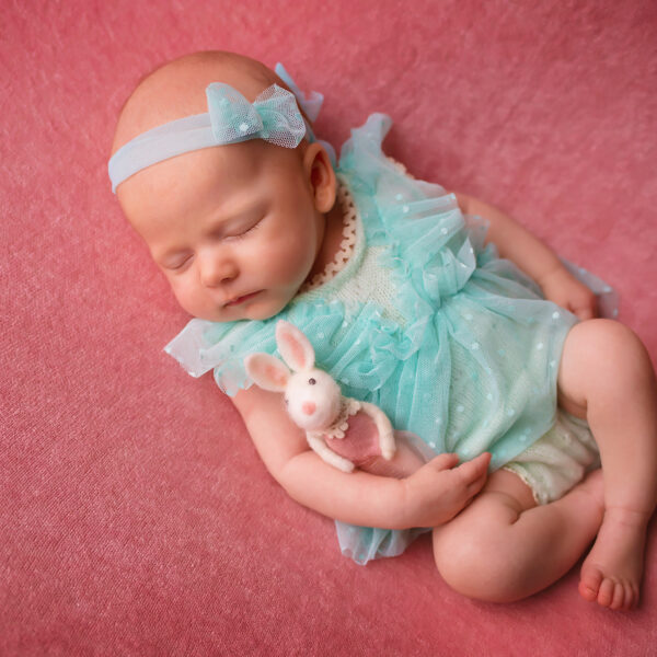 Maja-fotografia-noworodkowa-gdynia-gdańsk-trójmiasto-sopot-sesja-zdjęciowa-noworodkowa