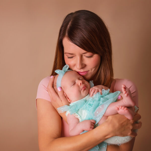 Maja-fotografia-noworodkowa-gdynia-gdańsk-trójmiasto-sopot-sesja-zdjęciowa-noworodkowa