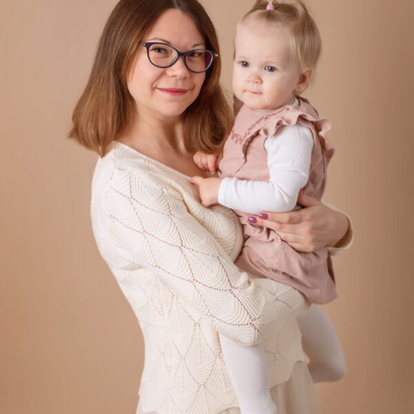 Hania-fotografia-noworodkowa-gdynia-gdańsk-trójmiasto-sopot-sesja-zdjęciowa-noworodkowa