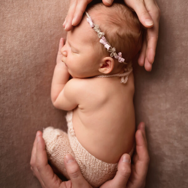 Dominika-fotografia-noworodkowa-gdynia-gdańsk-trójmiasto-sopot-sesja-zdjęciowa-noworodkowa