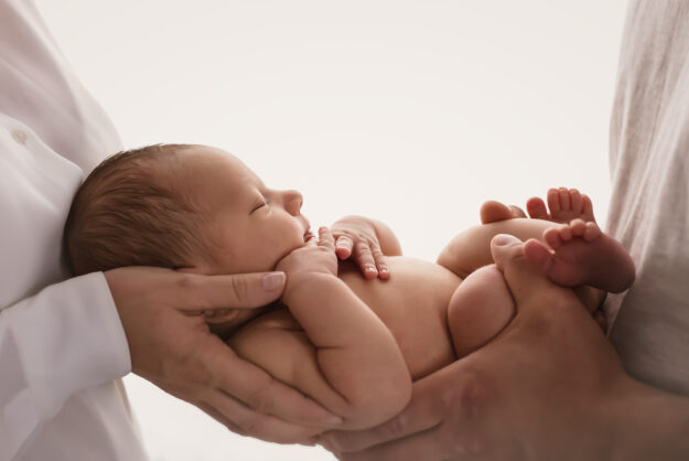 Kubuś-fotografia-noworodkowa-gdynia-gdańsk-trójmiasto-sopot-sesja-zdjęciowa-noworodkowa