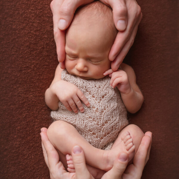 Szymcio-fotografia-noworodkowa-gdynia-gdańsk-trójmiasto-sopot-sesja-zdjęciowa-noworodkowa