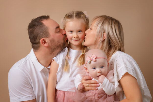 Klara-fotografia-noworodkowa-gdynia-gdańsk-trójmiasto-sopot-sesja-zdjęciowa-noworodkowa