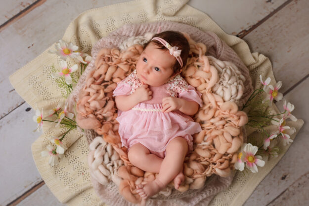 Anastazja-fotografia-noworodkowa-gdynia-gdańsk-trójmiasto-sopot-sesja-zdjęciowa-noworodkowa