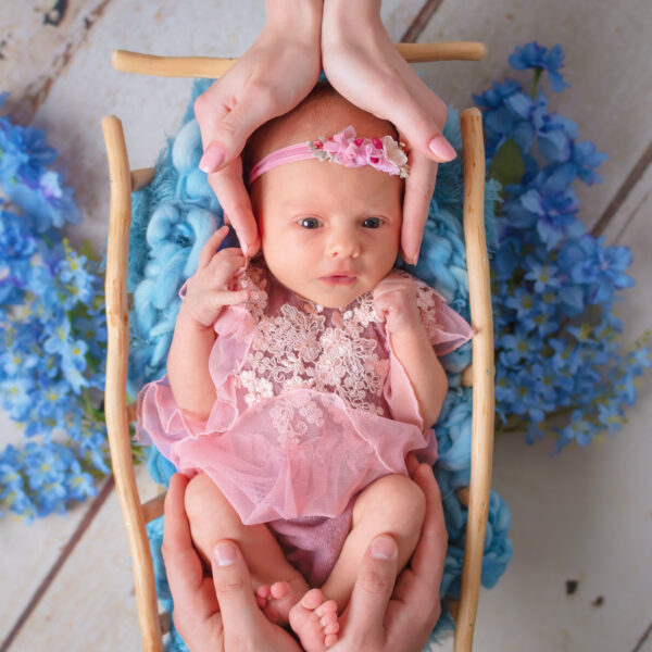 Maja-fotografia-noworodkowa-gdynia-gdańsk-trójmiasto-sopot-sesja-zdjęciowa-noworodkowa