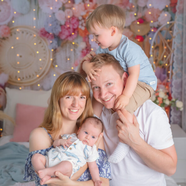 Jan-fotografia-noworodkowa-gdynia-gdańsk-trójmiasto-sopot-sesja-zdjęciowa-noworodkowa