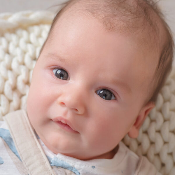 Jan-fotografia-noworodkowa-gdynia-gdańsk-trójmiasto-sopot-sesja-zdjęciowa-noworodkowa