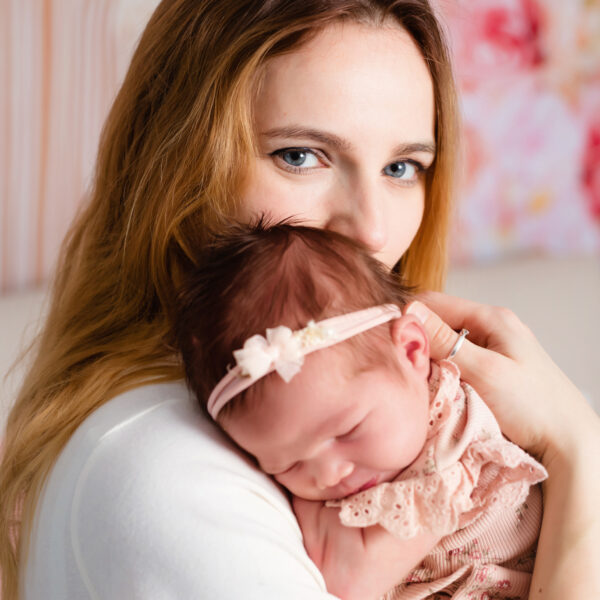 Amelia-fotografia-noworodkowa-gdynia-gdańsk-trójmiasto-sopot-sesja-zdjęciowa-noworodkowa